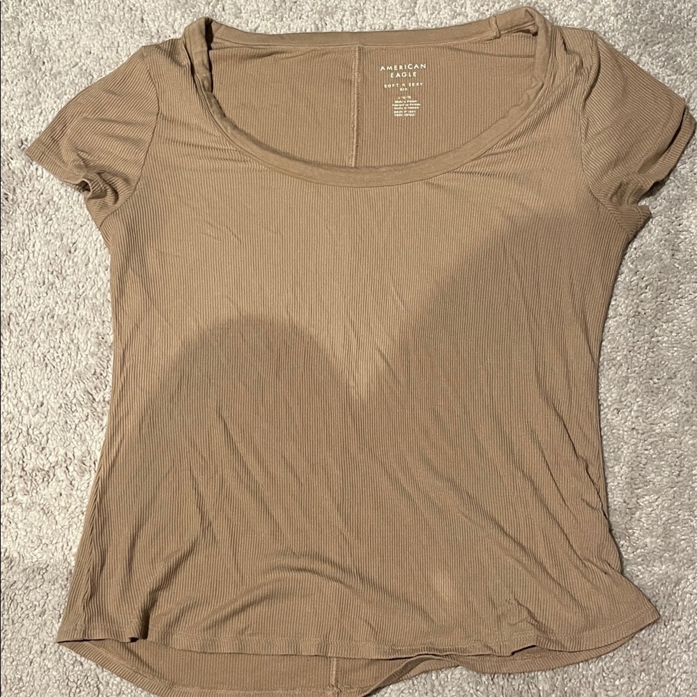 American Eagle Outfitters Women's Beige Short Sleeve Tee